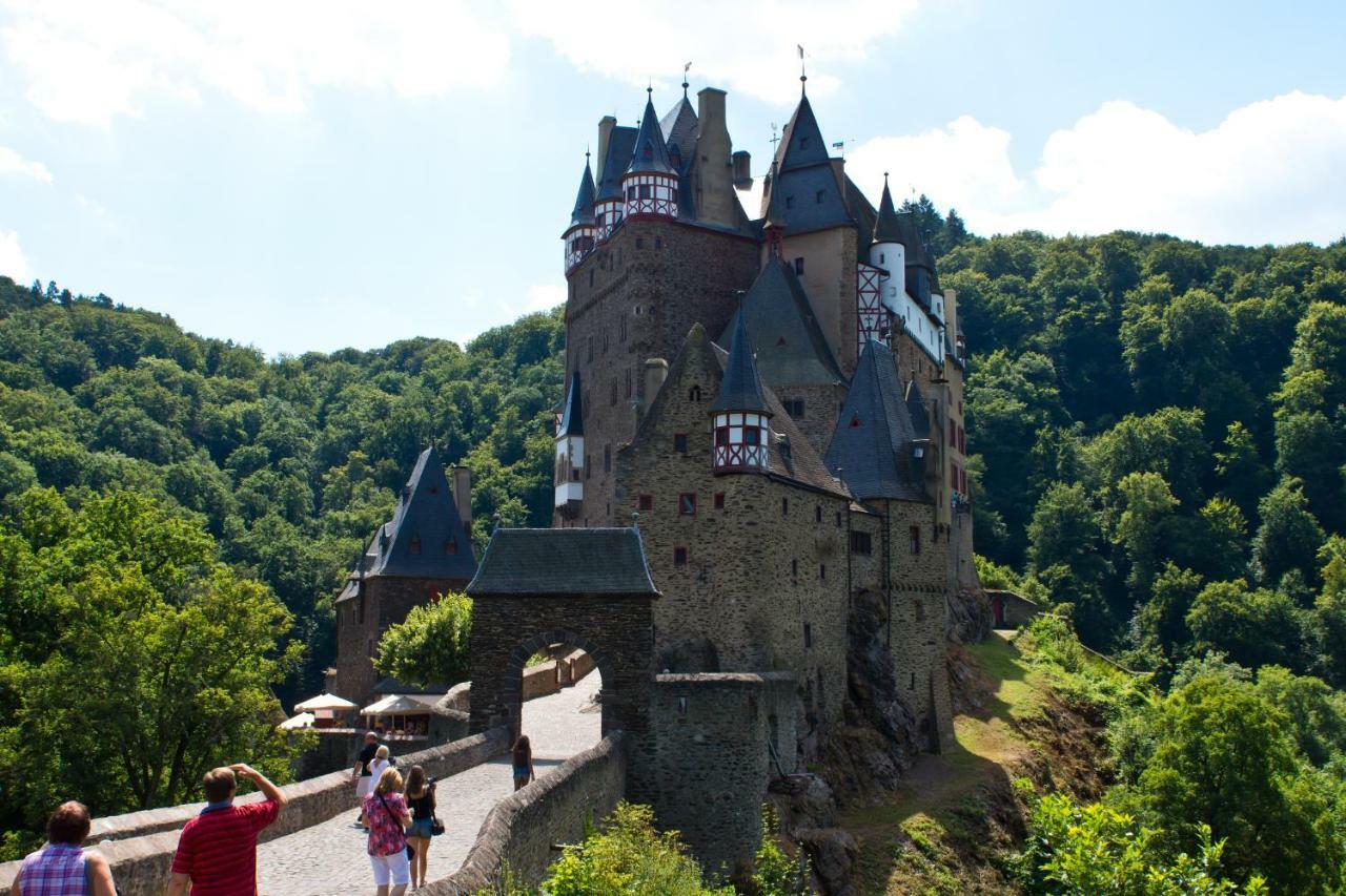 Ferienwohnung Zur Burg Eltz Wierschem Exteriér fotografie